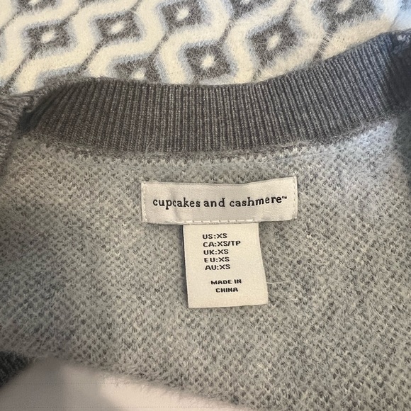 Cupcakes and Cashmere button up cardigan powder blue - XS - Picture 4 of 6